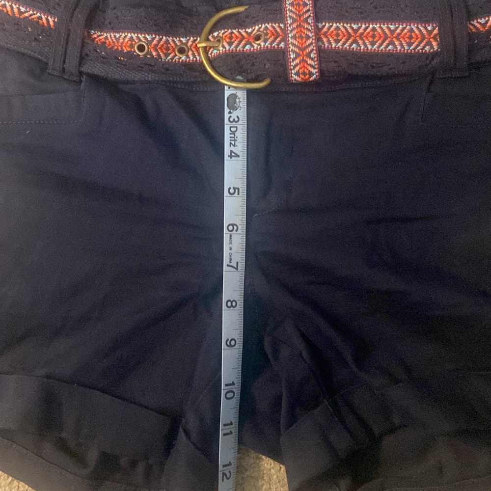 Shorts - Picture 6 of 6